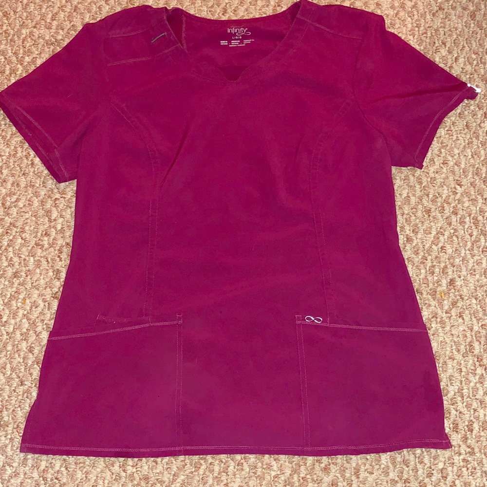 🔴sold🔴Cherokee infinity scrub top